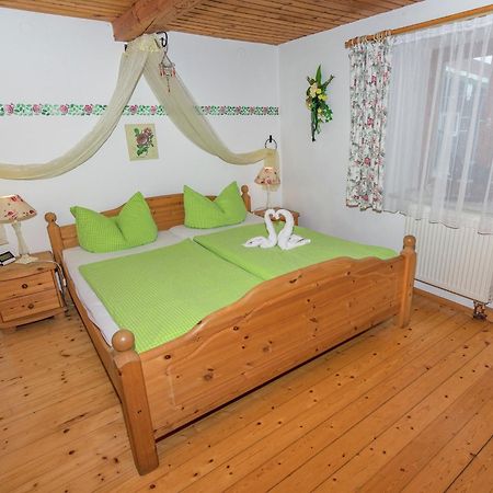 Alluring Holiday Home In Ubersee With Whirlpool Ngoại thất bức ảnh