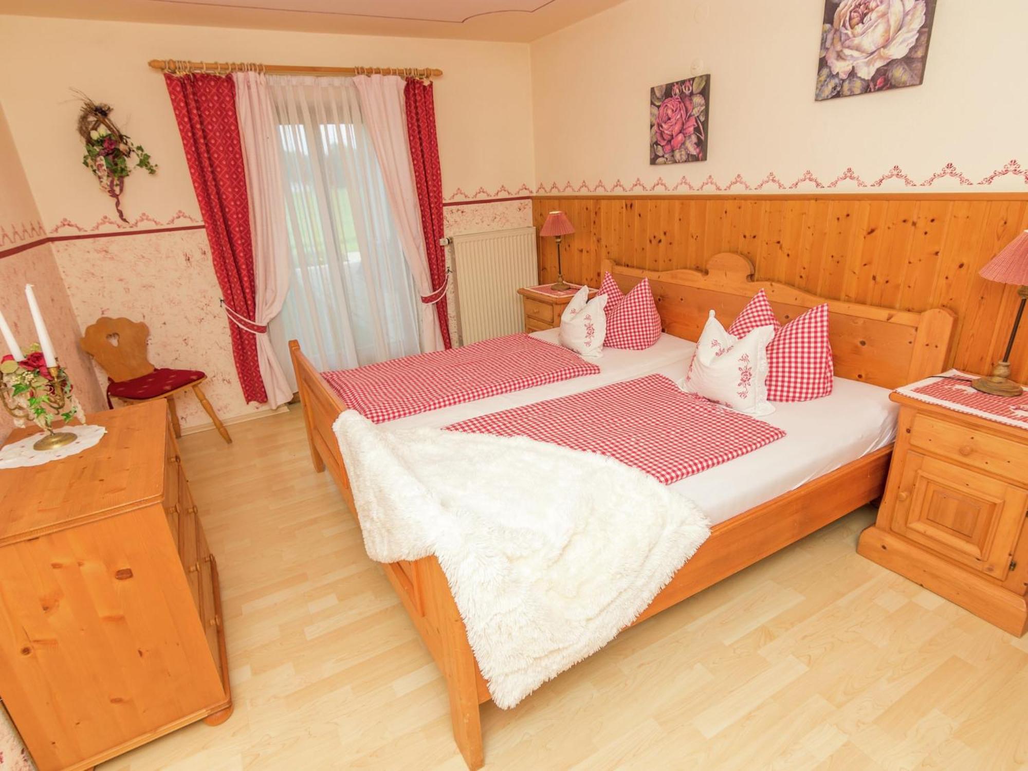 Alluring Holiday Home In Ubersee With Whirlpool Ngoại thất bức ảnh