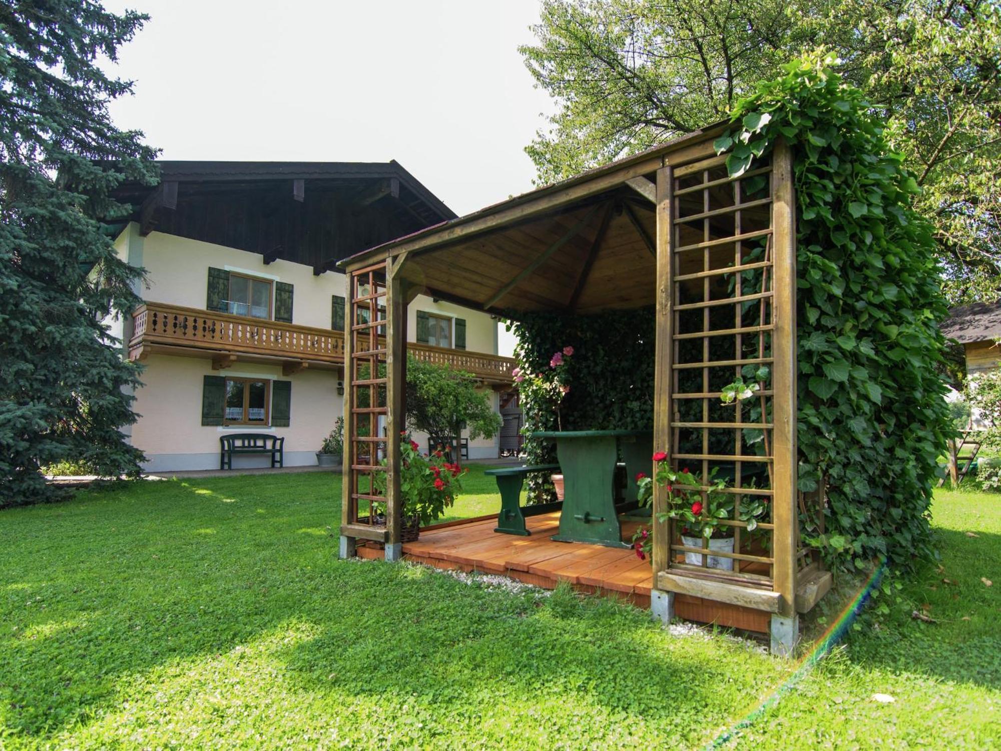 Alluring Holiday Home In Ubersee With Whirlpool Ngoại thất bức ảnh