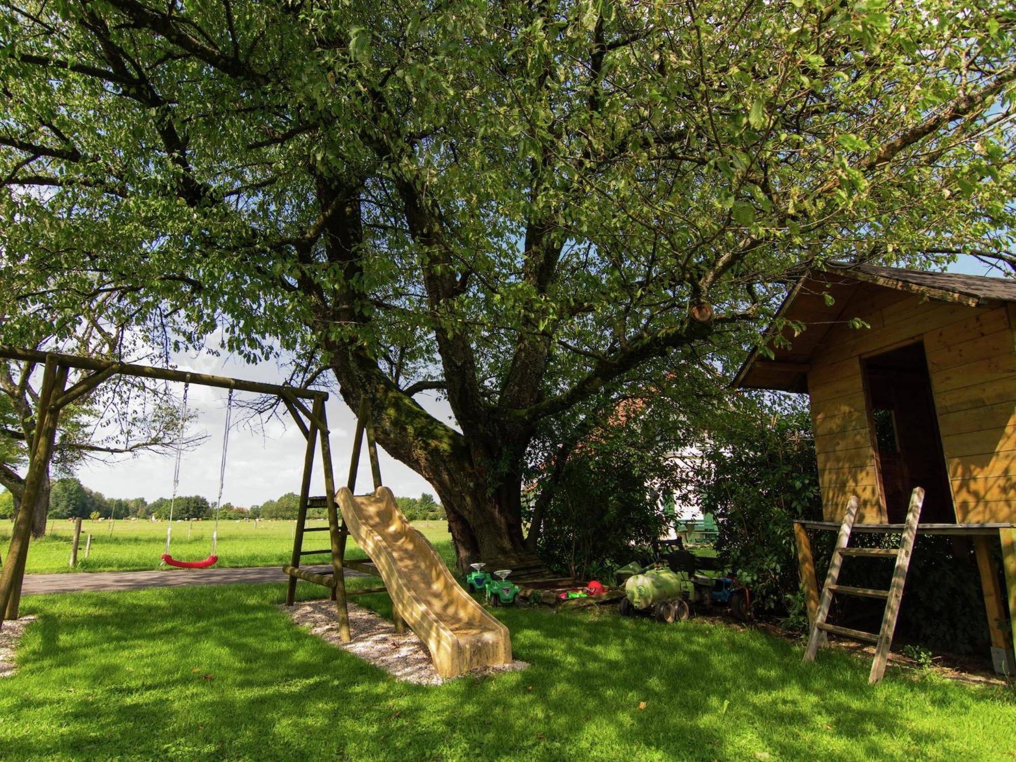 Alluring Holiday Home In Ubersee With Whirlpool Ngoại thất bức ảnh
